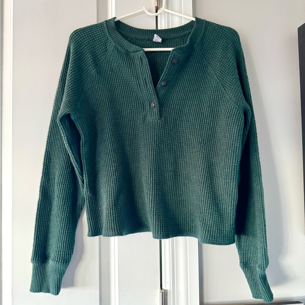 Old Navy Dark Green Waffle Knit Henley Sweater, boxy, long sleeves size S